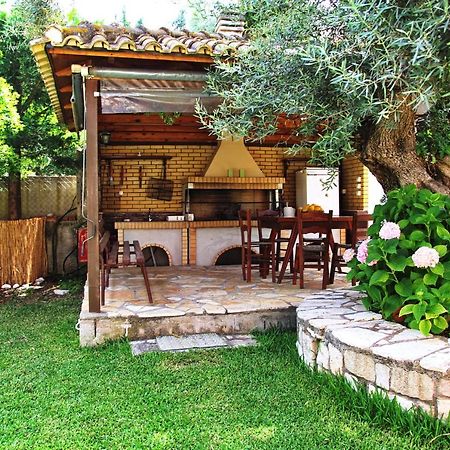 Villa Dimitra Nikiana Bagian luar foto