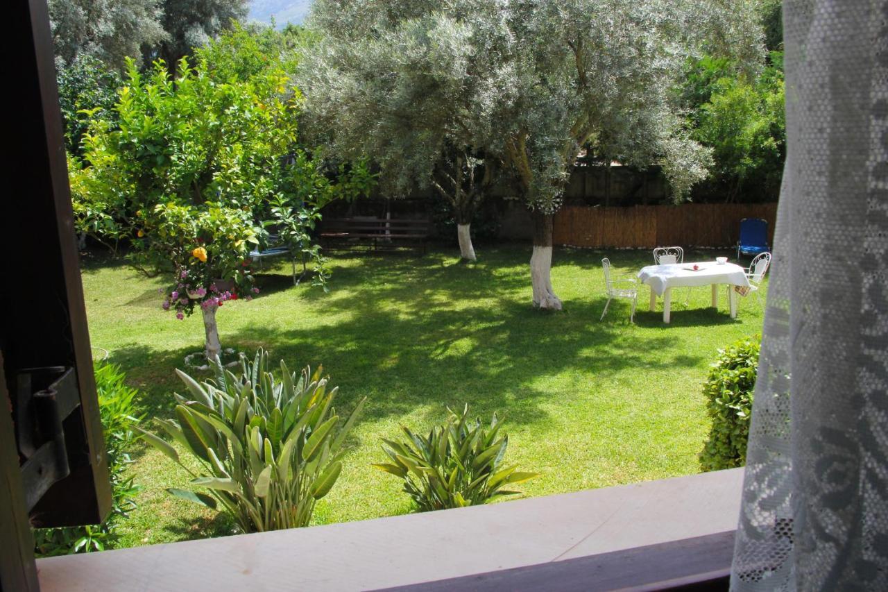 Villa Dimitra Nikiana Bagian luar foto