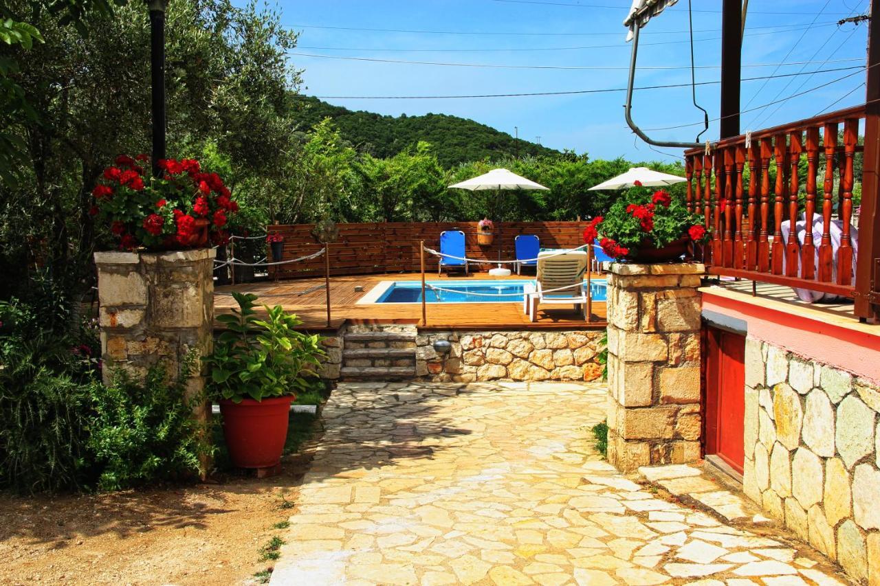 Villa Dimitra Nikiana Bagian luar foto