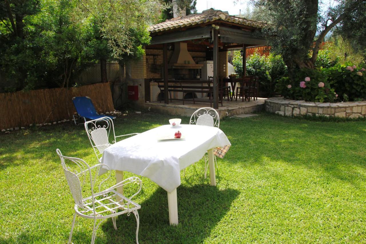 Villa Dimitra Nikiana Bagian luar foto