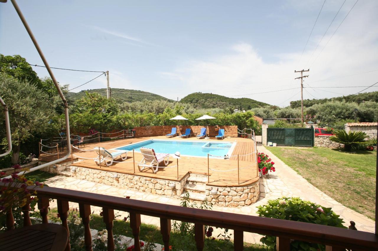 Villa Dimitra Nikiana Bagian luar foto
