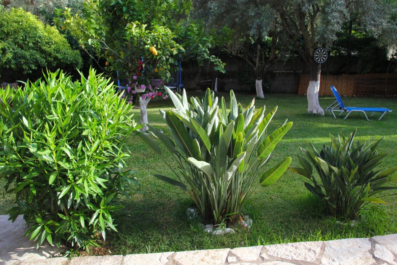 Villa Dimitra Nikiana Bagian luar foto
