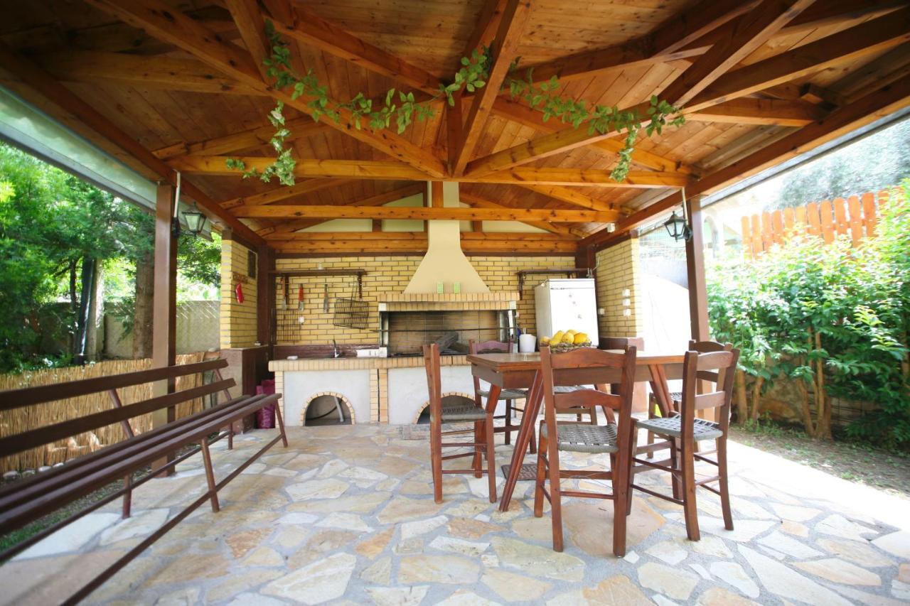 Villa Dimitra Nikiana Bagian luar foto