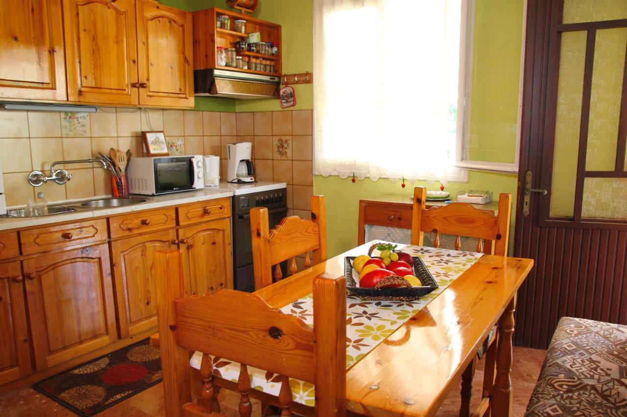 Villa Dimitra Nikiana Bagian luar foto